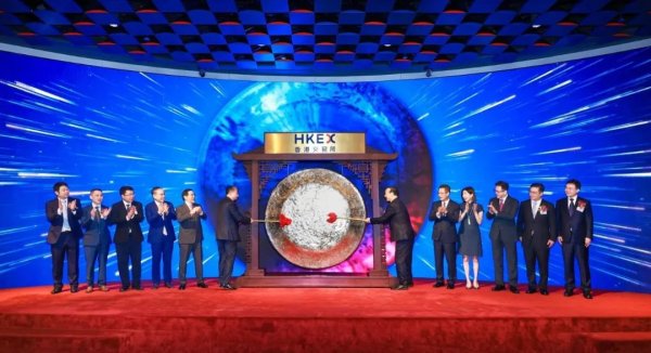 钱盈配 宁德时代港股上市