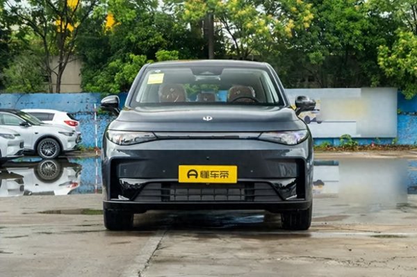 添盈聚富 配置高, 空间大, 体验2026款零跑C10